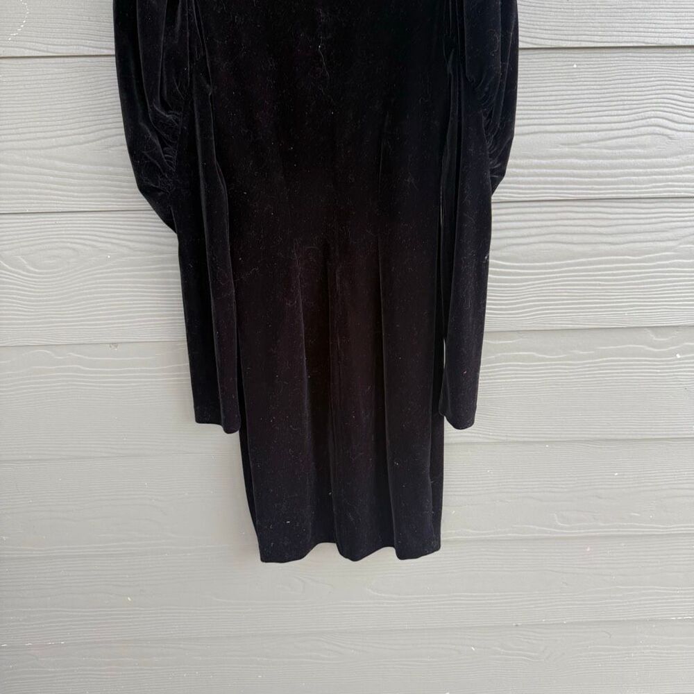 Express Balloon sleeve velvet mini dress - Picture 6 of 6